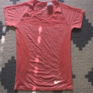 Nike running top